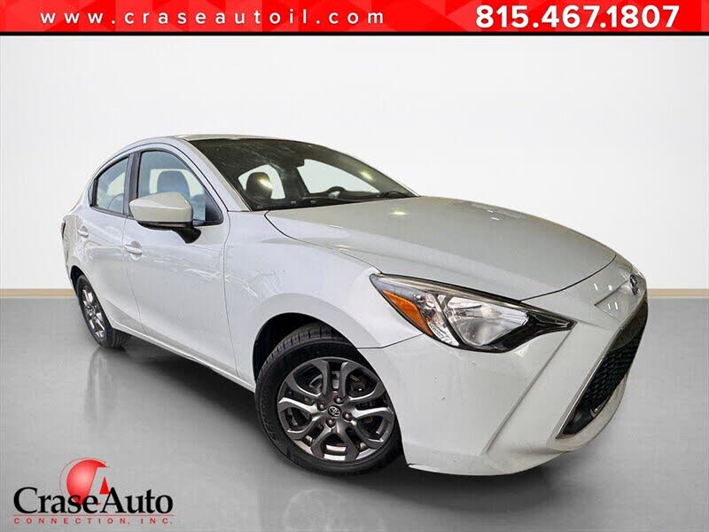 2019 Toyota Yaris L Sedan FWD