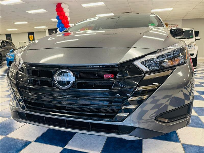 2025 Nissan Versa SR FWD