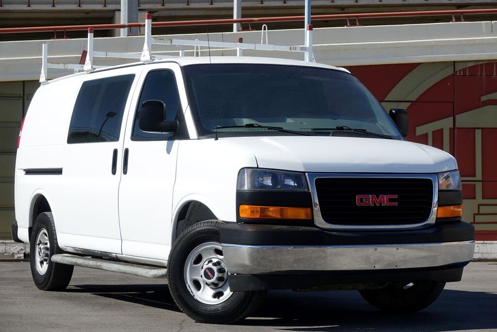 2017 GMC Savana Cargo 2500 RWD