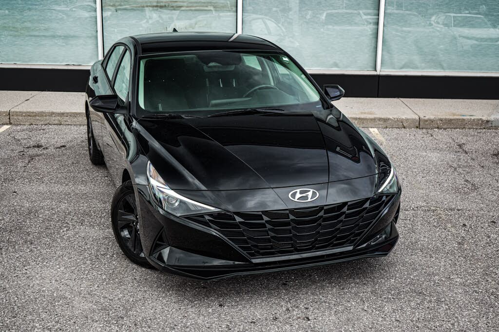 2022 Hyundai Elantra Preferred FWD