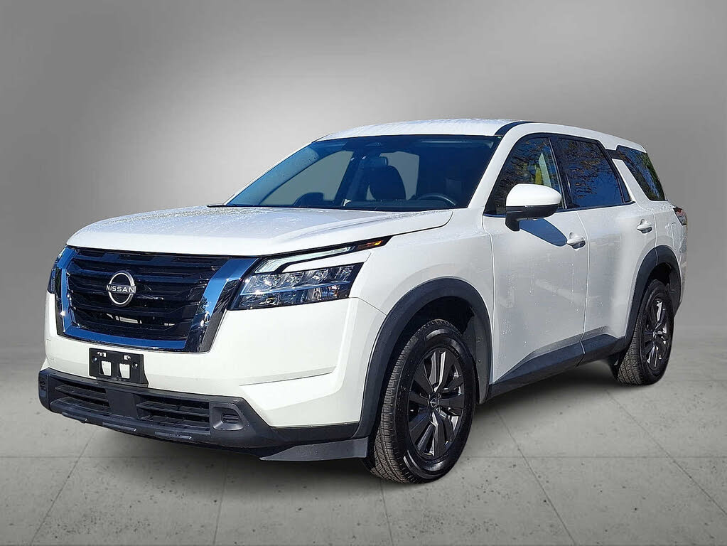 2022 Nissan Pathfinder S 4WD