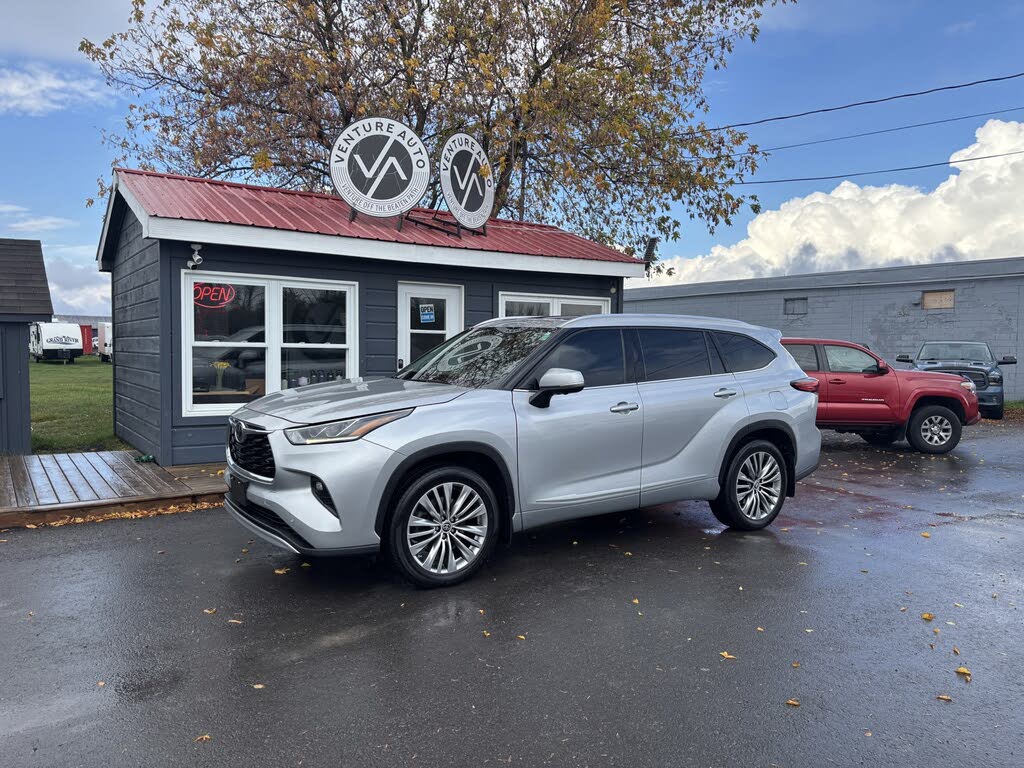 Toyota Highlander Platinum AWD 2023