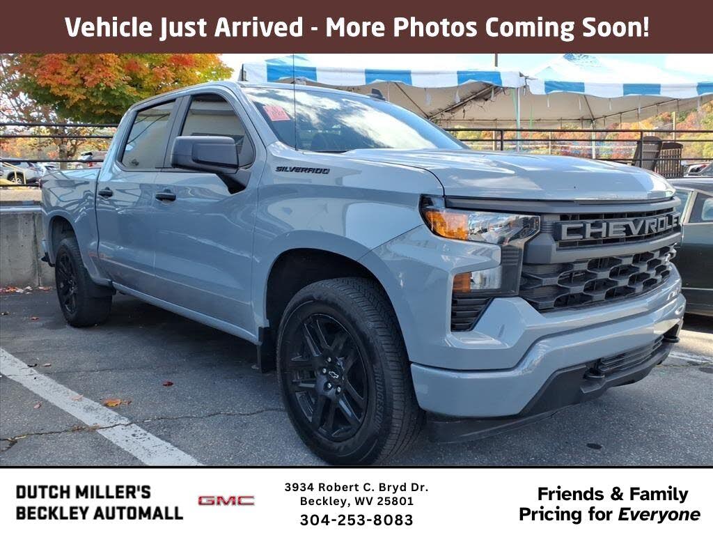 2024 Chevrolet Silverado 1500 Custom Crew Cab 4WD