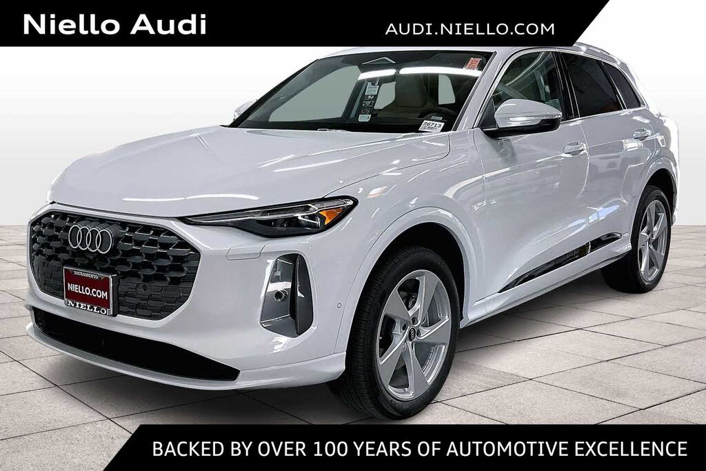 2025 Audi Q5 quattro Premium Plus 40 TFSI