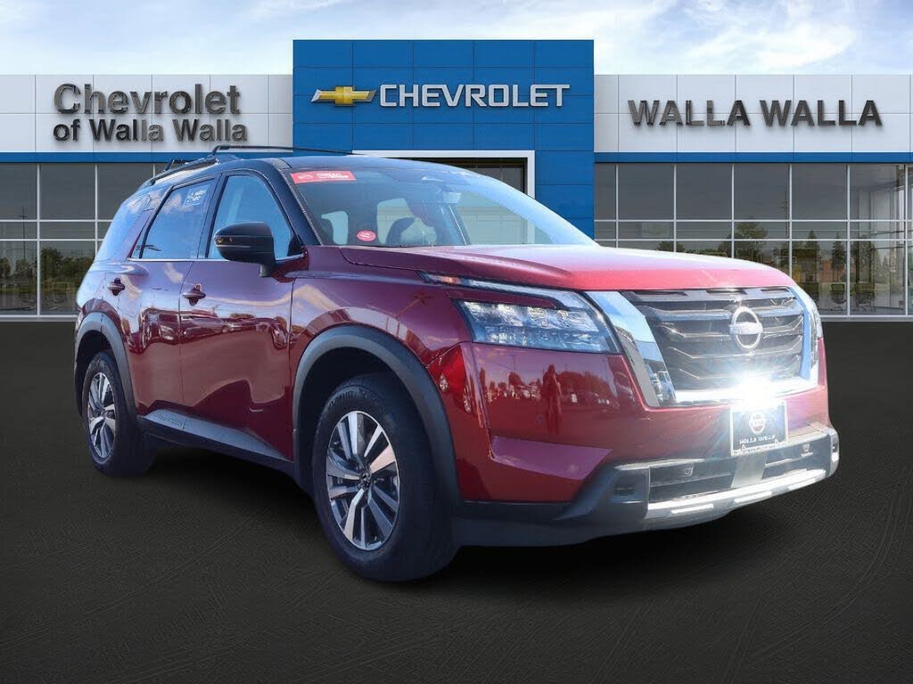 2025 Nissan Pathfinder SL 4WD