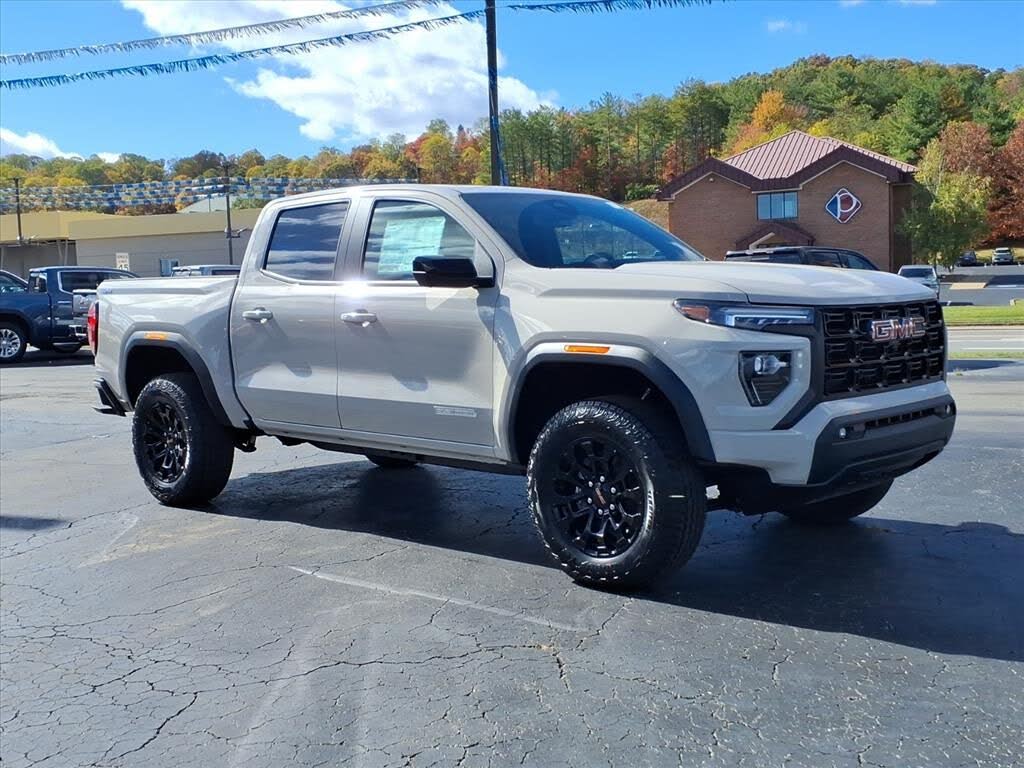 2026 GMC Canyon Elevation Crew Cab 4WD