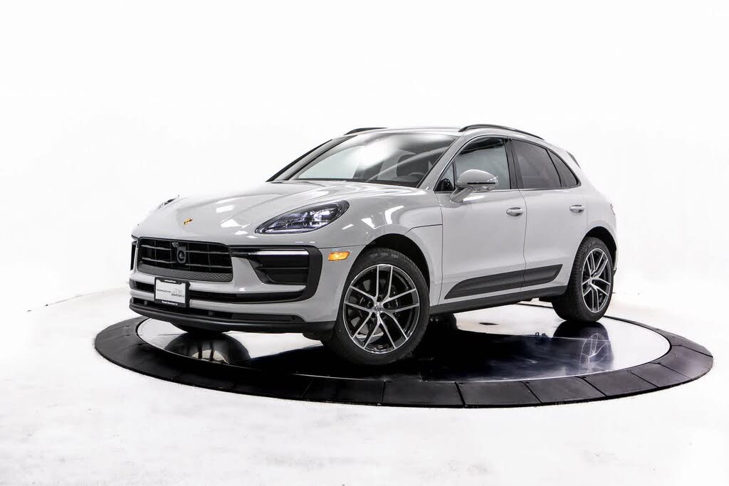 2025 Porsche Macan