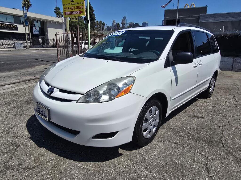 2008 Toyota Sienna LE 7 Passenger