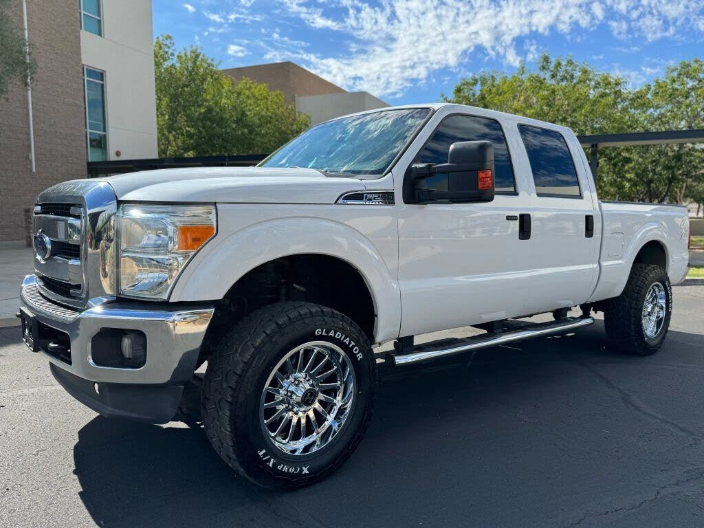 2013 Ford F-250 Super Duty XLT Crew Cab 4WD