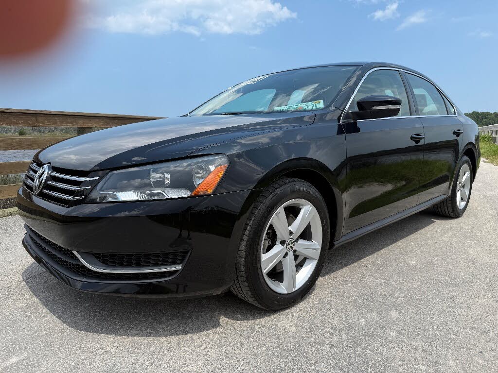 2014 Volkswagen Passat SE 1.8