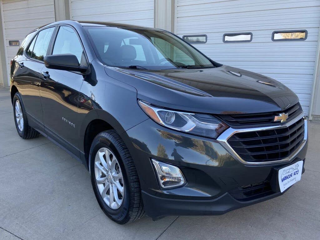 2021 Chevrolet Equinox LS AWD with 1FL
