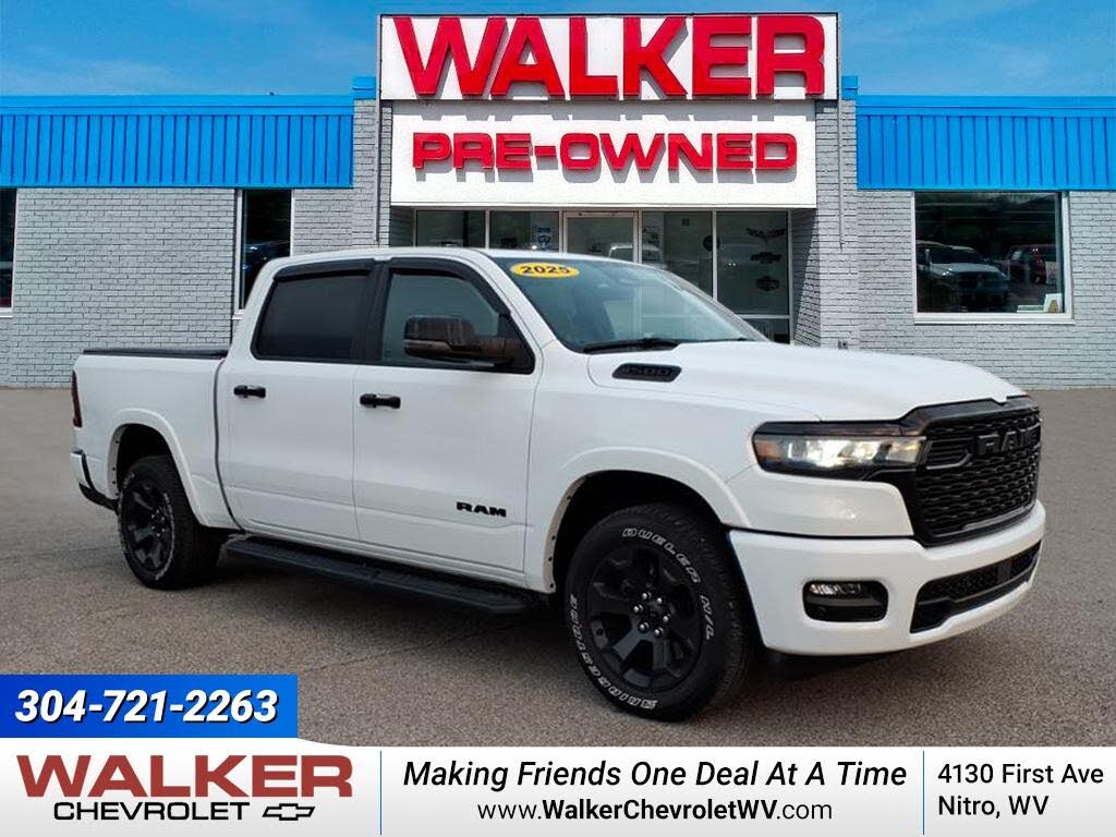 2025 RAM 1500 Big Horn Crew Cab 4WD