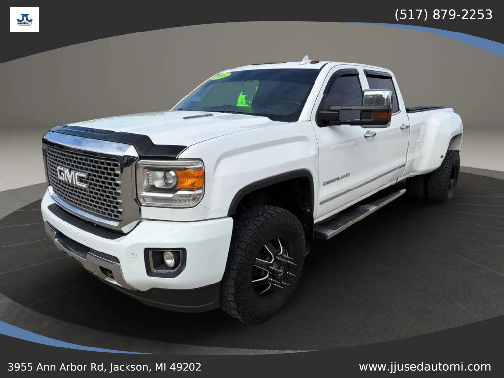 2015 GMC Sierra 3500HD Denali Crew Cab LB DRW 4WD