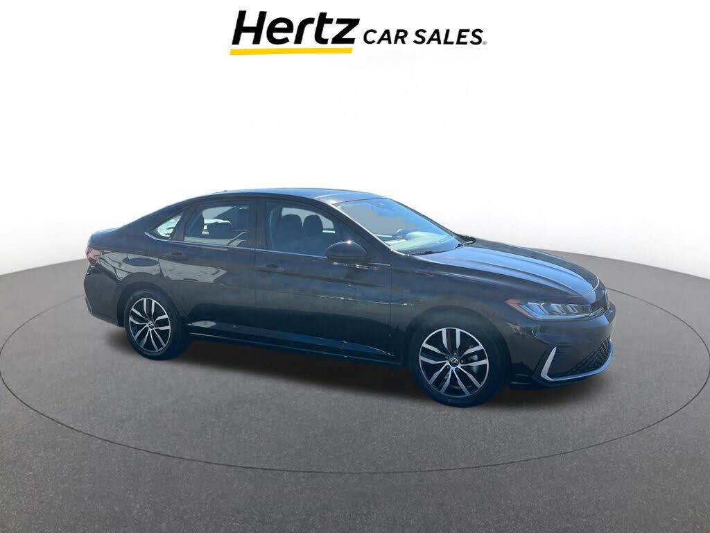 2025 Volkswagen Jetta SE FWD