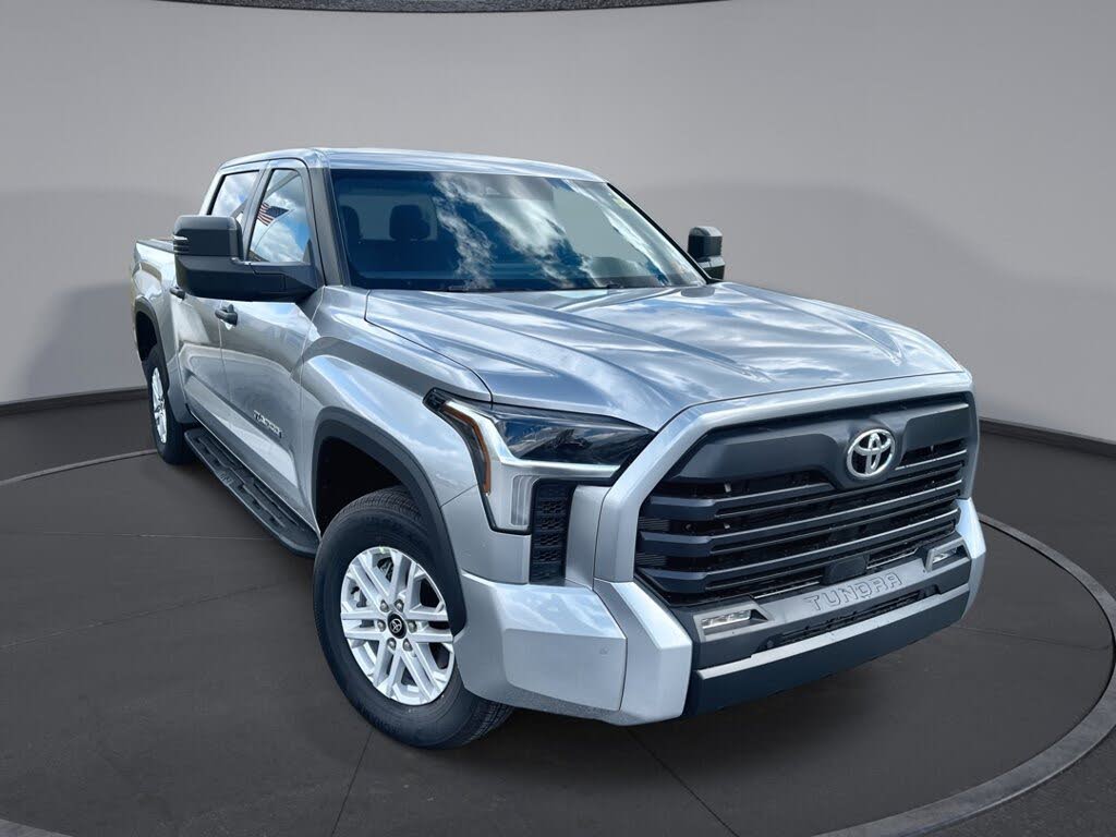 2026 Toyota Tundra SR5 CrewMax Cab 4WD