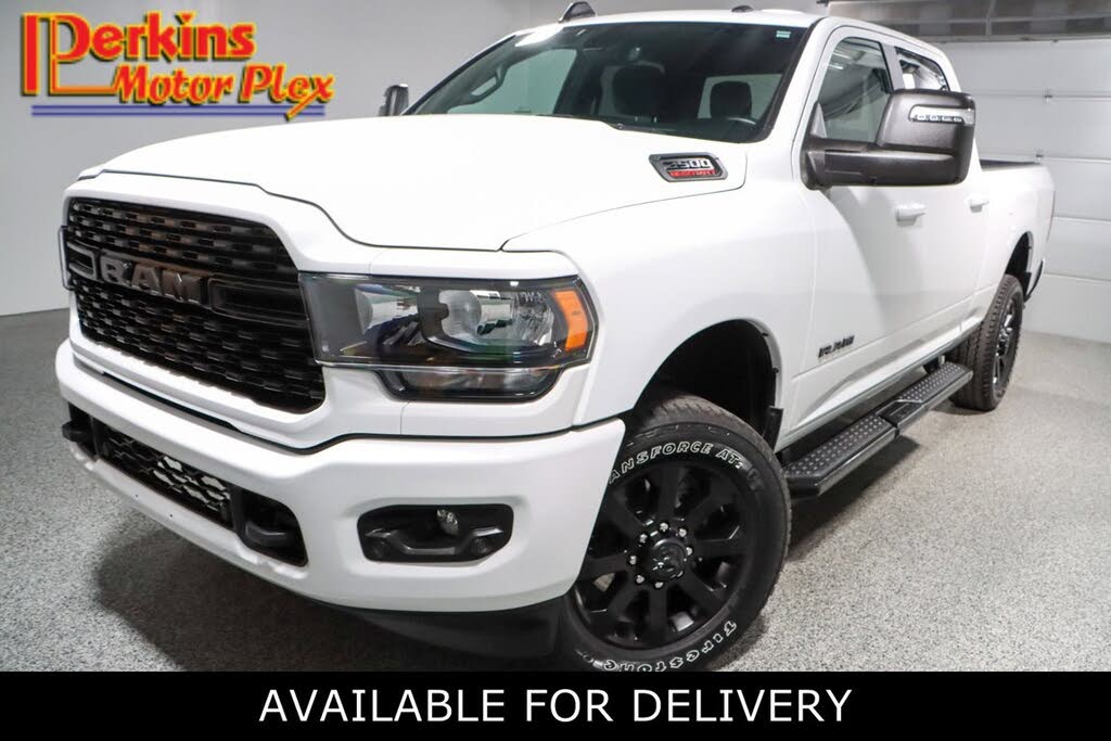 2024 RAM 2500 Big Horn Crew Cab 4WD