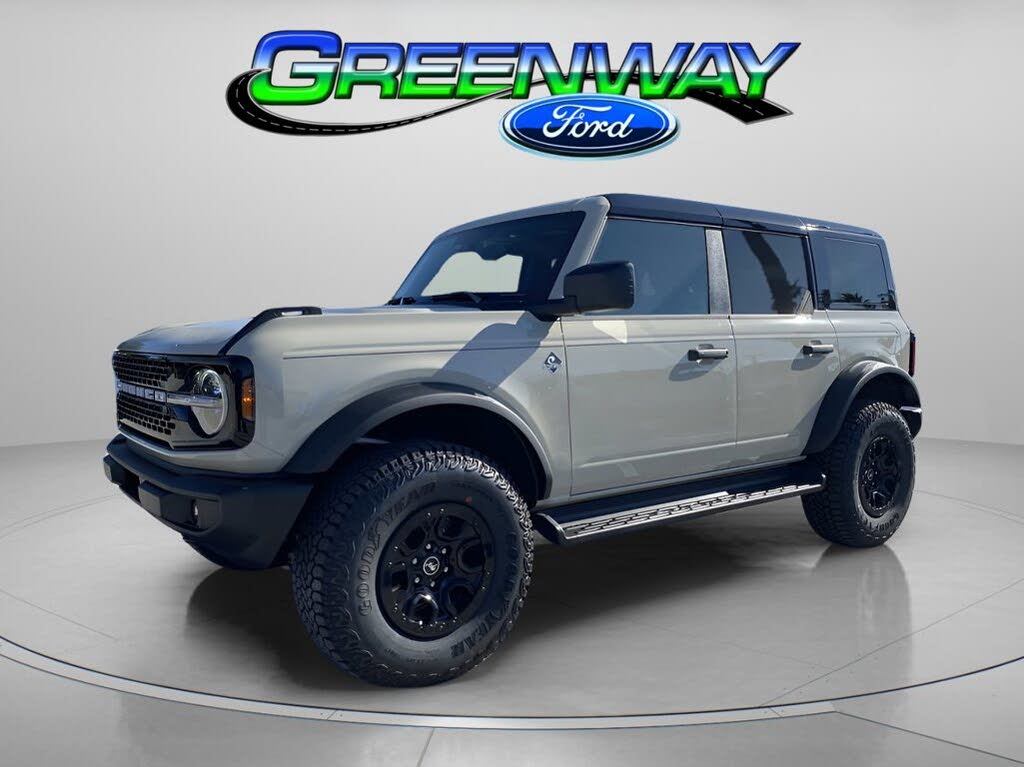 2025 Ford Bronco Outer Banks 4-Door 4WD