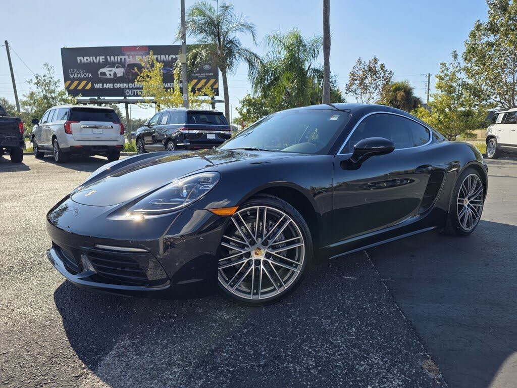 2025 Porsche 718 Cayman RWD