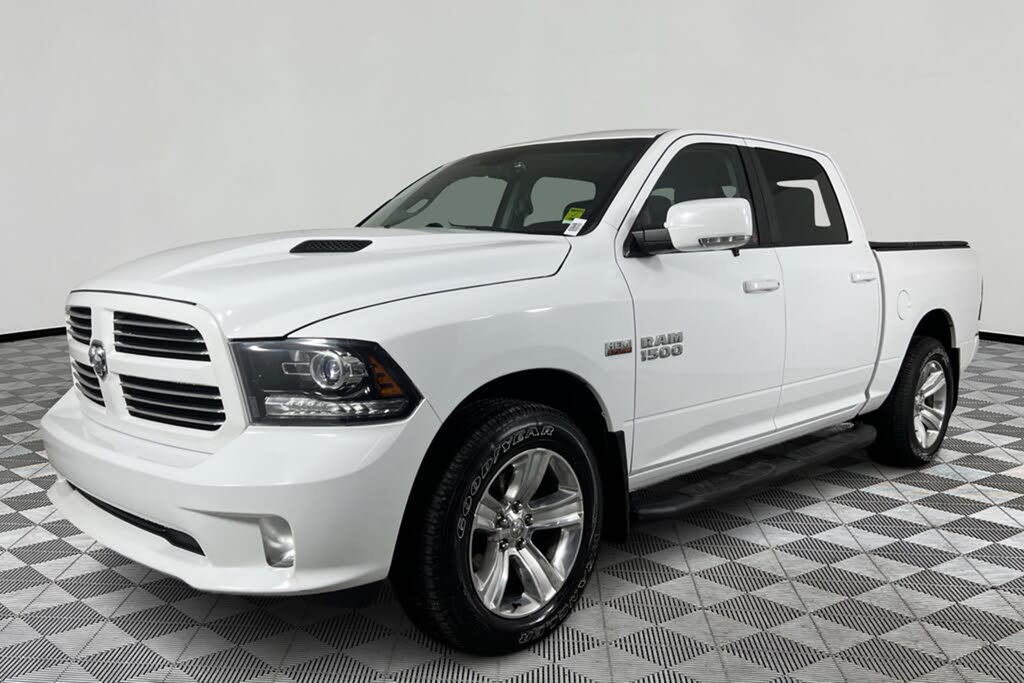 2015 RAM 1500 Sport Crew Cab 4WD
