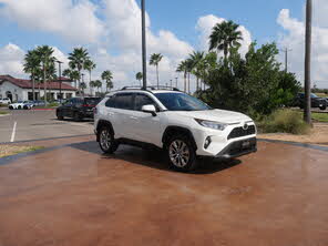 Toyota RAV4 XLE Premium FWD