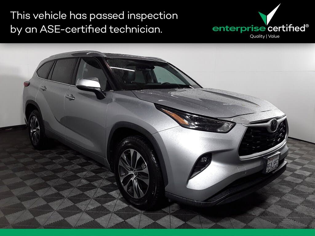 2023 Toyota Highlander XLE FWD