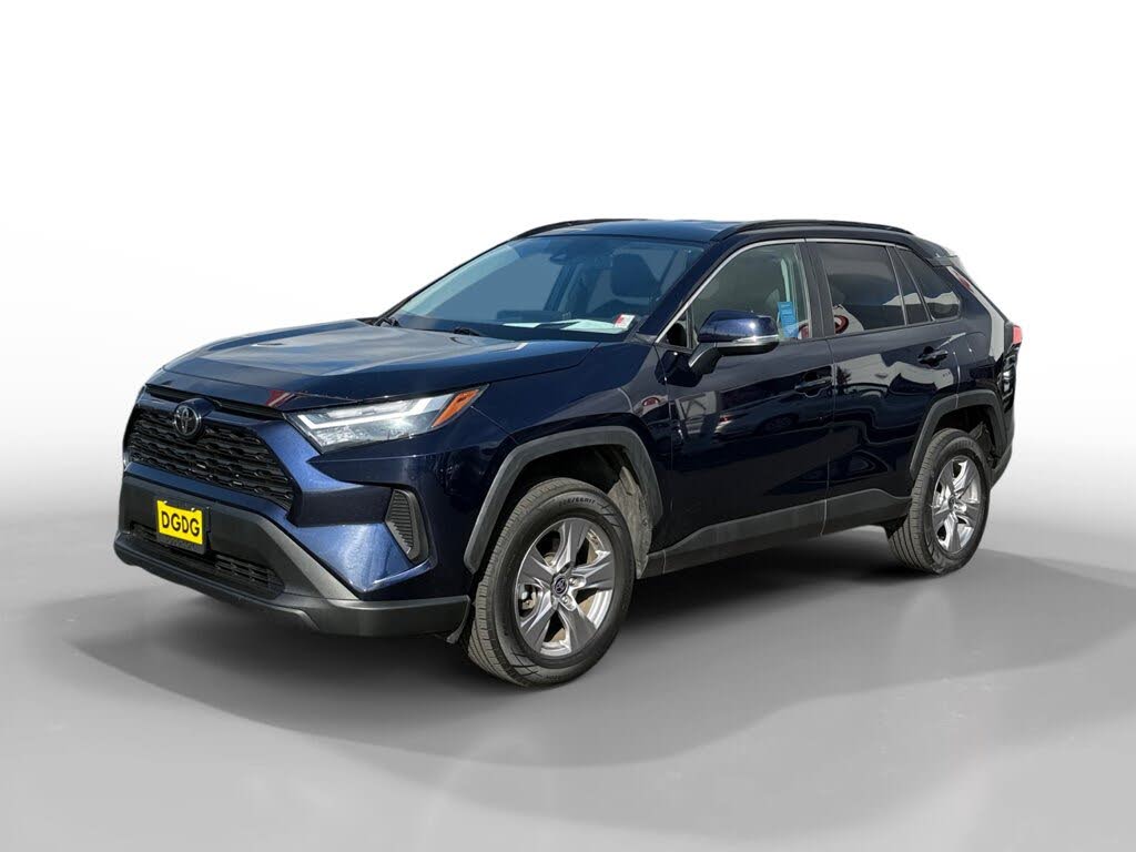 2023 Toyota RAV4 XLE FWD