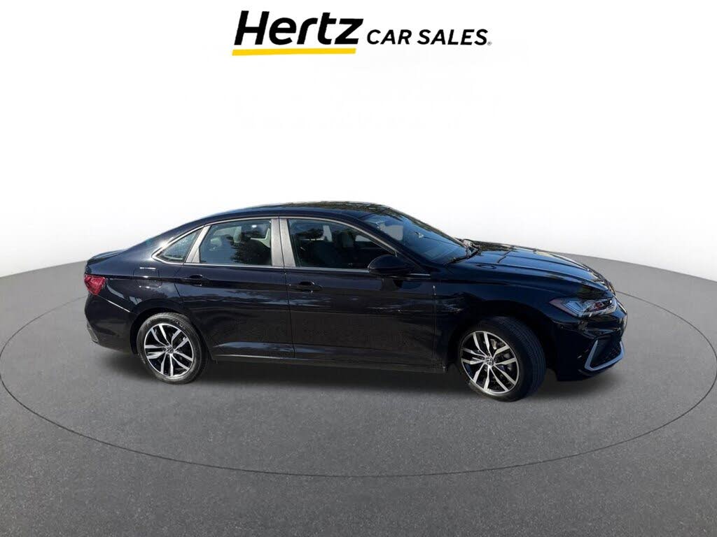 2025 Volkswagen Jetta SE FWD