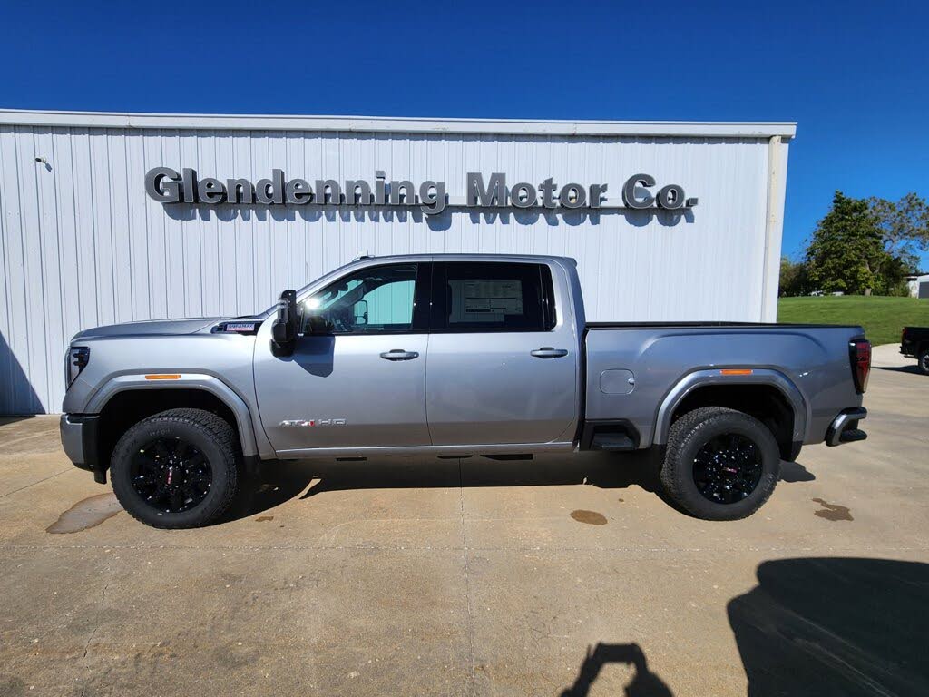 2026 GMC Sierra 2500HD AT4 Crew Cab 4WD