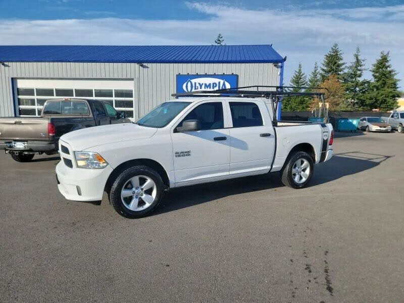 2015 RAM 1500 Express Crew Cab 4WD