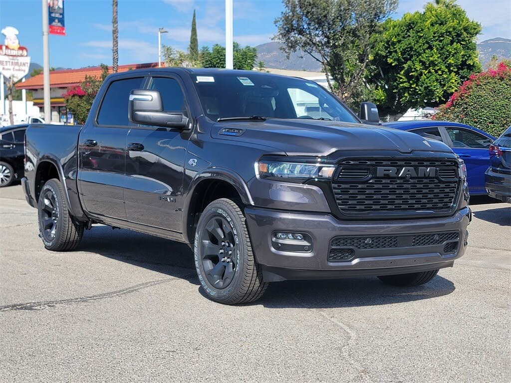 2026 RAM 1500 Big Horn Crew Cab 4WD