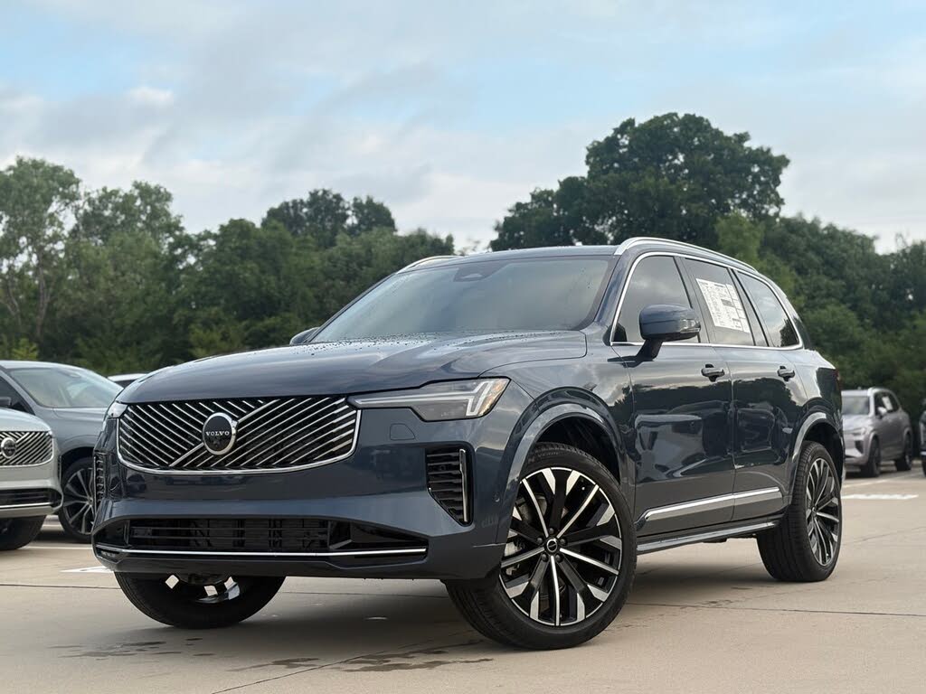 2026 Volvo XC90 B6 Plus 7-Passenger AWD