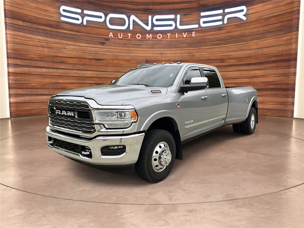 2022 RAM 3500 Limited Crew Cab LB DRW 4WD
