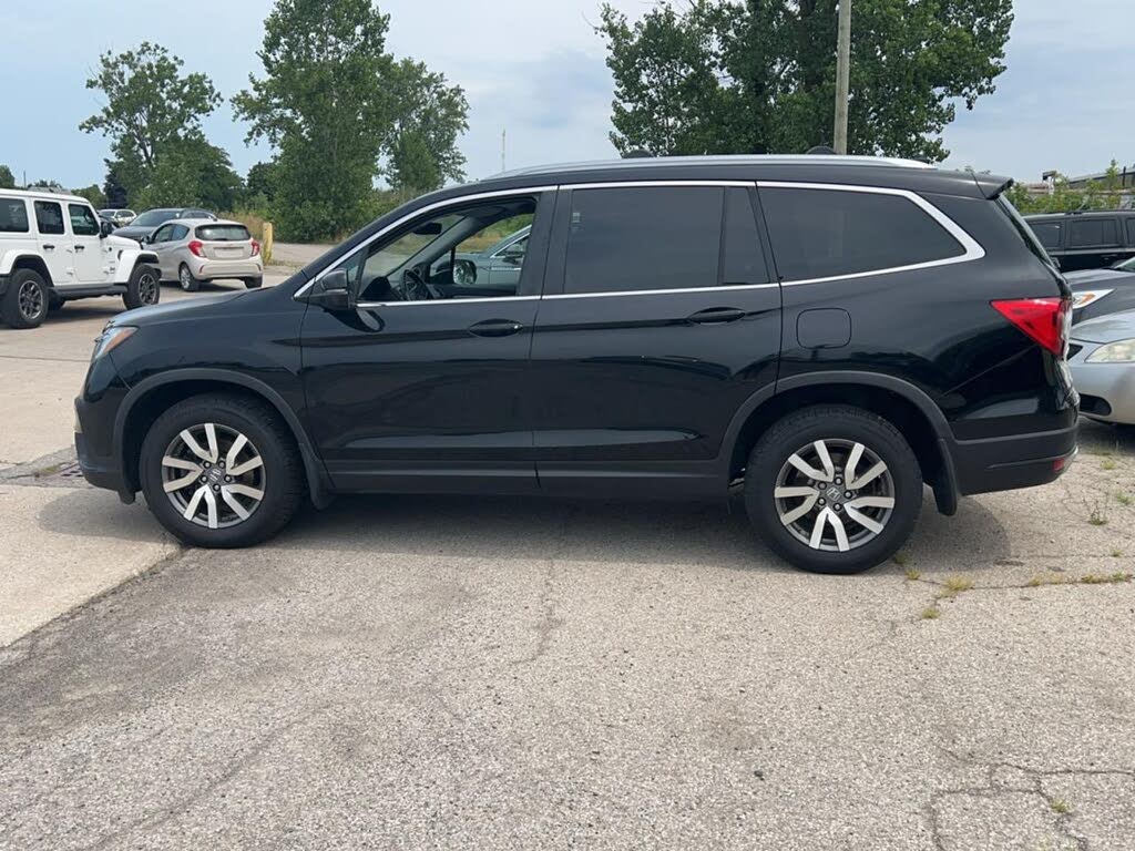 2019 Honda Pilot EX-L AWD with Navigation