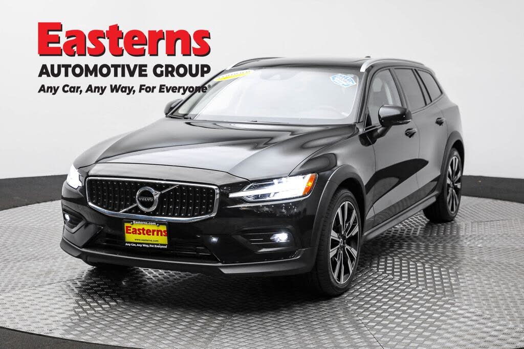 2022 Volvo V60 Cross Country T5 AWD