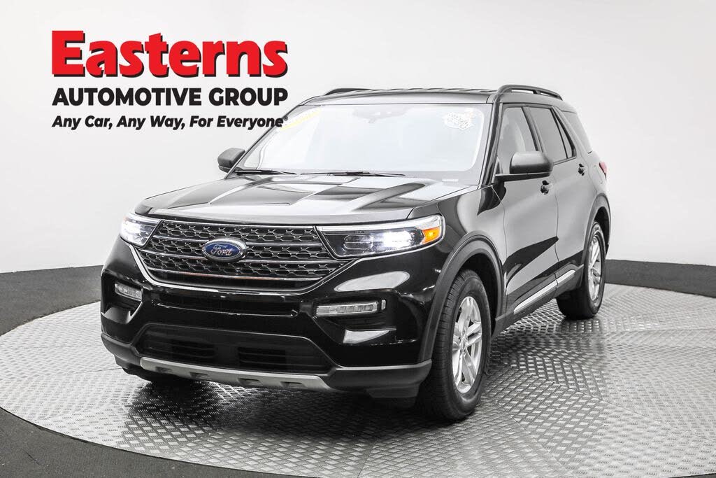 2023 Ford Explorer XLT RWD