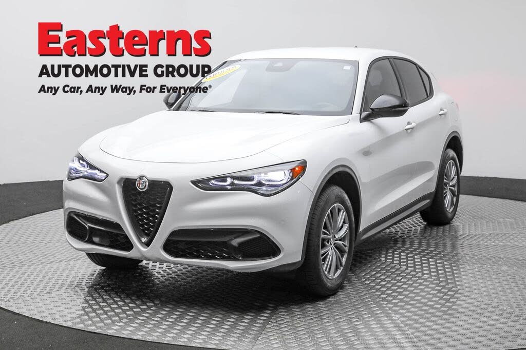2024 Alfa Romeo Stelvio Sprint RWD