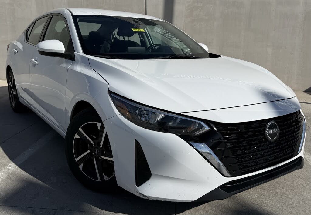 2024 Nissan Sentra SV FWD