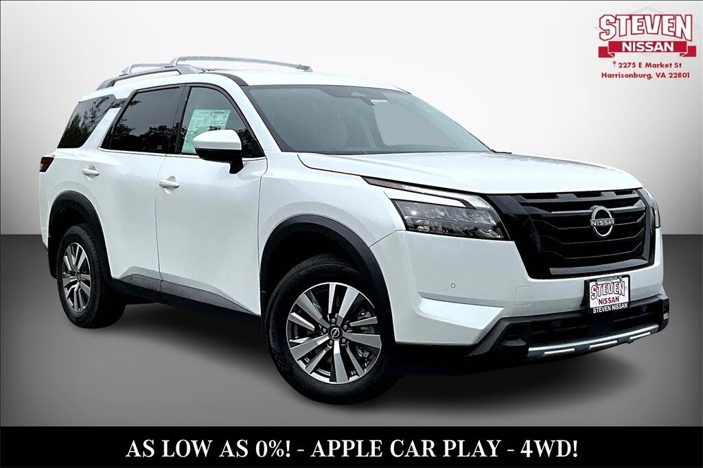 2025 Nissan Pathfinder SL 4WD