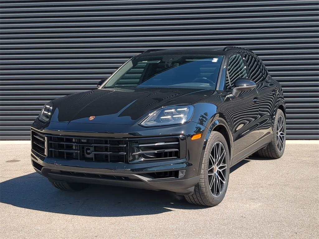 2025 Porsche Cayenne AWD