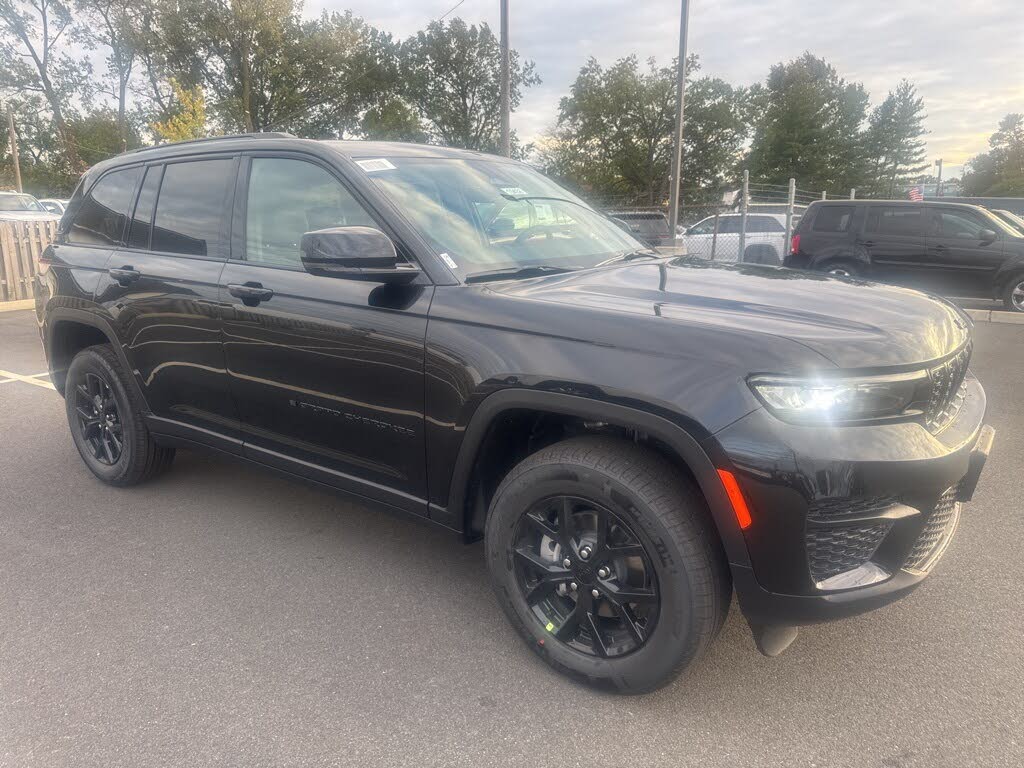 2025 Jeep Grand Cherokee Altitude X 4WD