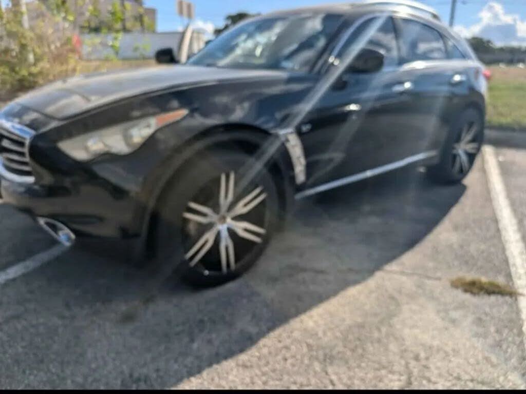 2014 INFINITI QX70 3.7 RWD