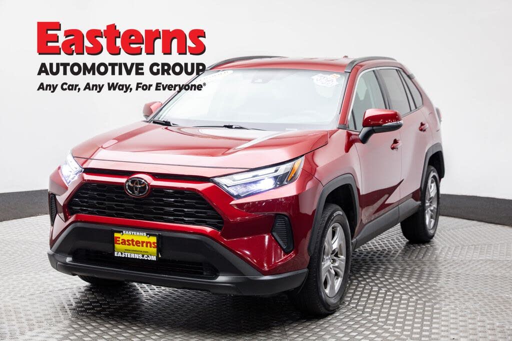 2023 Toyota RAV4 XLE FWD