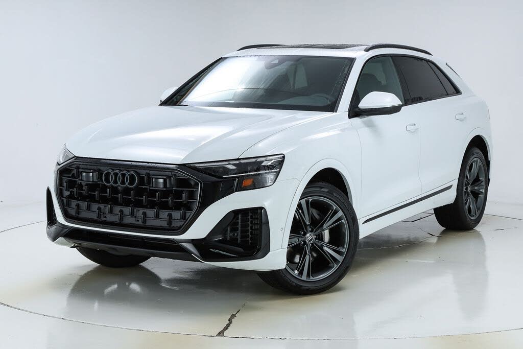 2026 Audi Q8 quattro Premium 55 TFSI