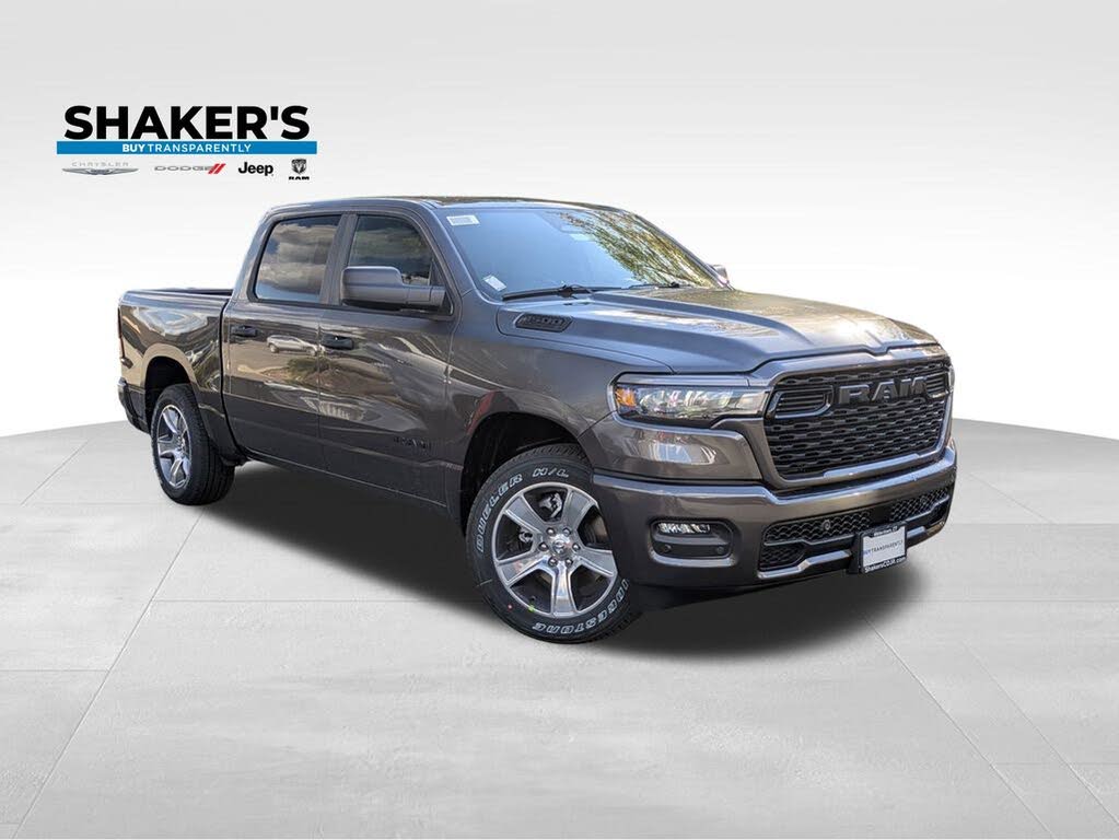 2026 RAM 1500 Express Crew Cab 4WD