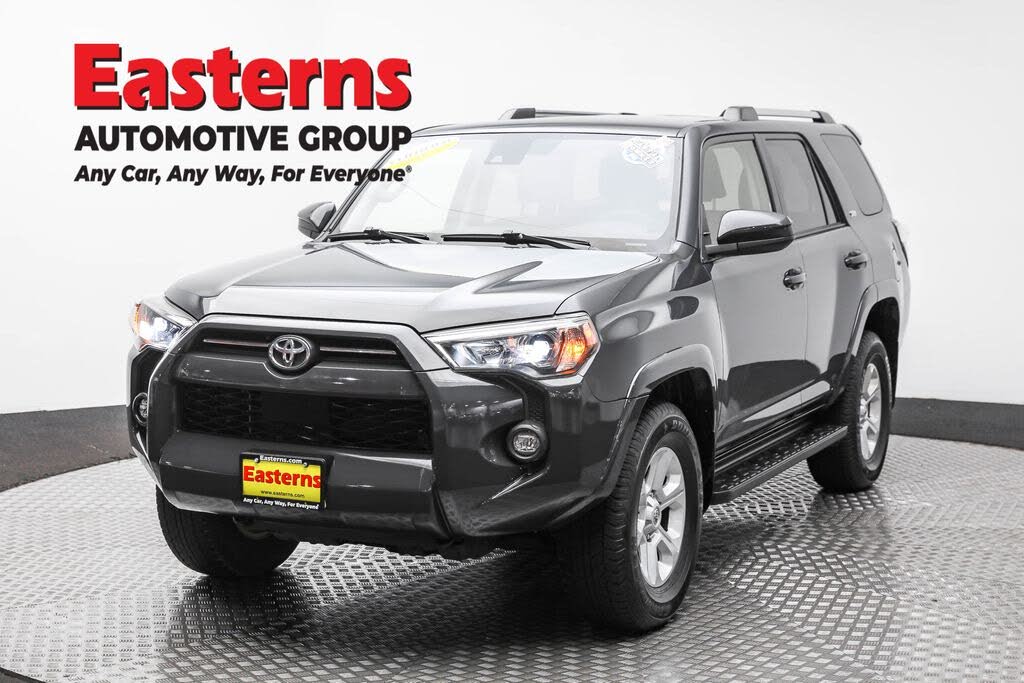 2024 Toyota 4Runner SR5 4WD