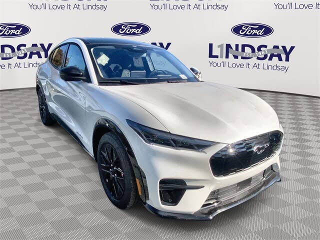 2025 Ford Mustang Mach-E Premium AWD