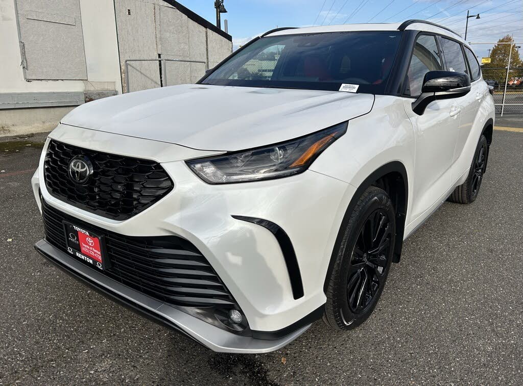 2025 Toyota Highlander XSE AWD