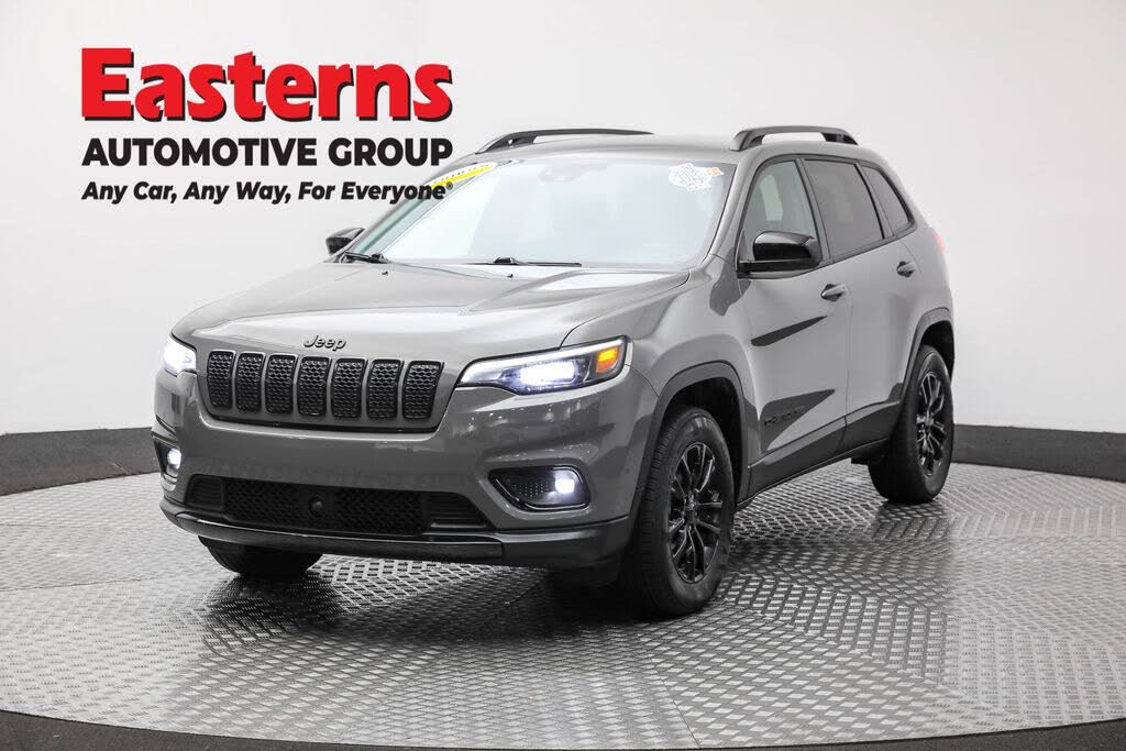 2023 Jeep Cherokee Altitude 4WD