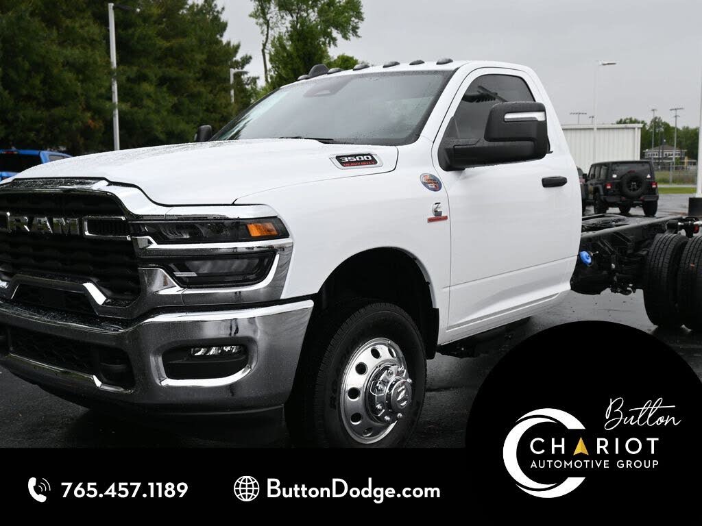 2025 RAM 3500 Chassis Tradesman Regular Cab LB DRW 4WD