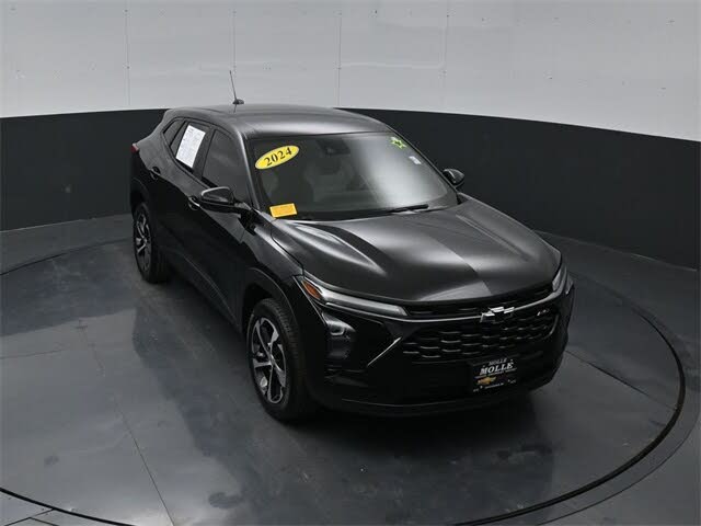 2024 Chevrolet Trax RS with 1RS FWD